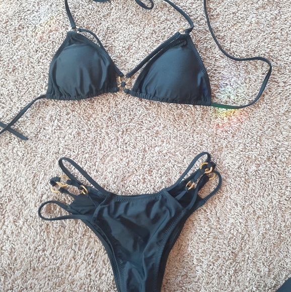 Black and gold swimsuit - Picture 3 of 3